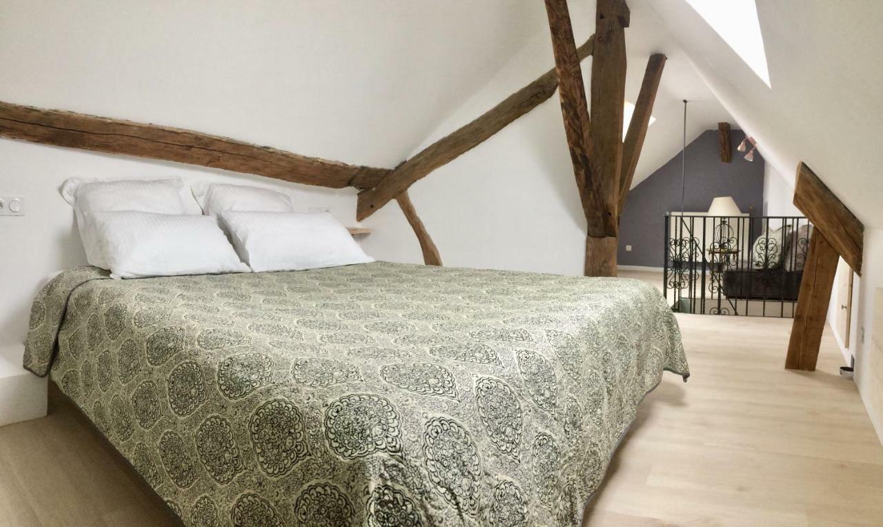 Bed and Breakfast Au Coeur De Nuits Exterior foto